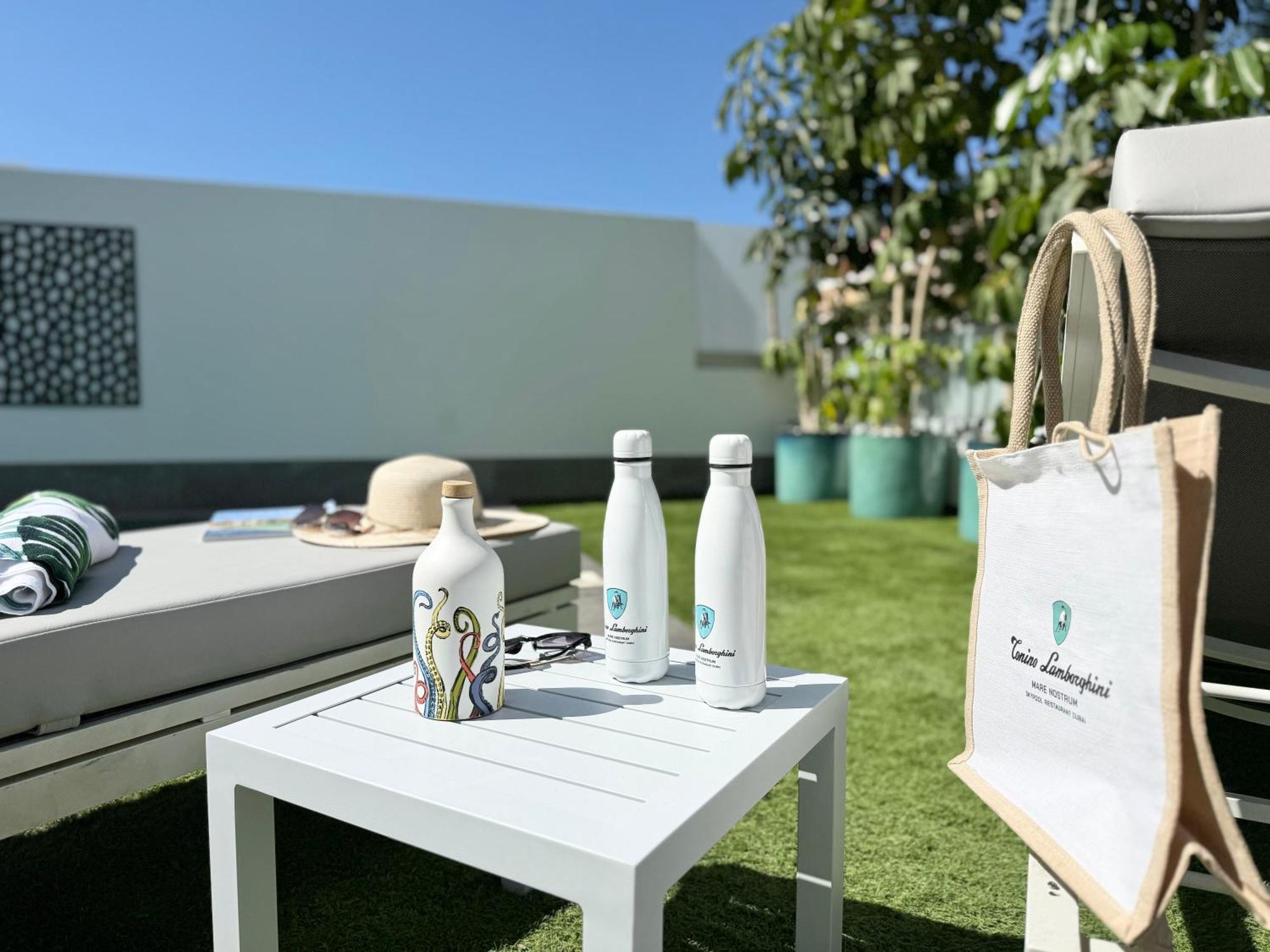 Welcome To Villa Bali A Luxurious Modern Getaway Лос-Крістіанос Екстер'єр фото